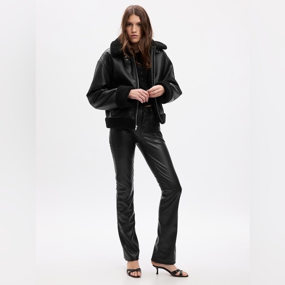 NWT Gap Mid Rise Vegan Leather Baby Boot Pants‎